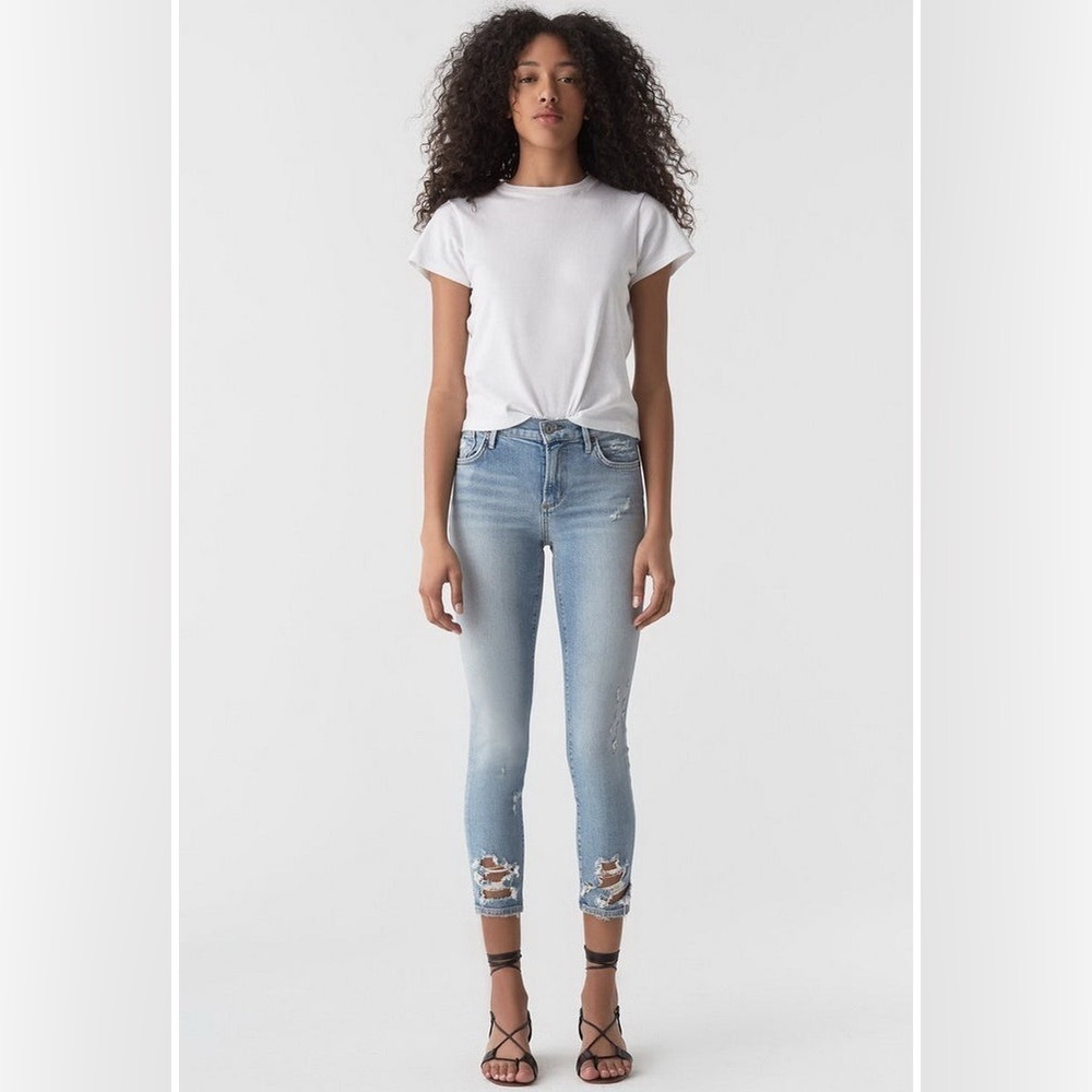 AGOLDE Sophie Crop Jean With Chewed Hem and Waistband Size 24 Distressed